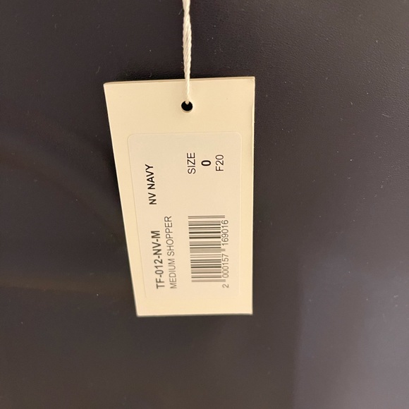 Medium Telfar - Picture 6 of 8